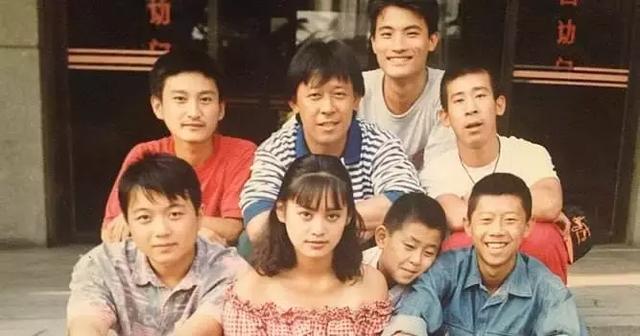 周韵和姜文的爱情，是建立在男方出轨的基础上。