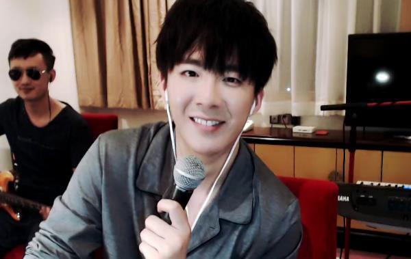 宁哥为网红身份正名,怒怼某主播别提我名字!