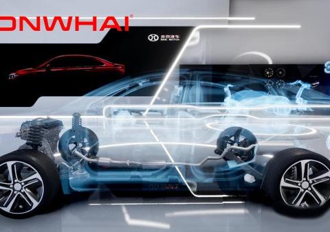 采用数字标牌广告机显示，成为汽车厂商提高销售业绩的有力武器