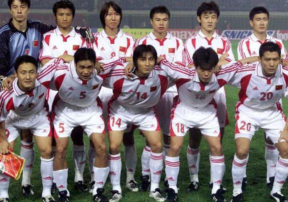 新国足球衣号码曝光:他竟然是中国队新10号!韦