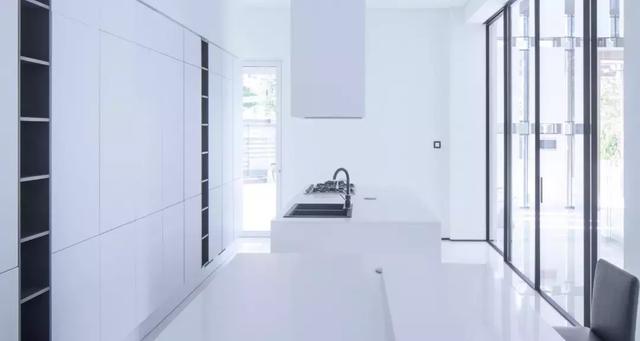 三亚极简白顶级度假别墅,更高一层的生活方式!