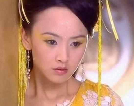 抖音混血女神走红,扮演嘟嘟姐萌翻,网友:没