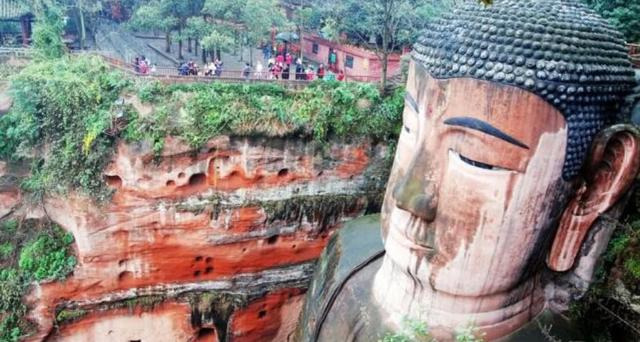 区还收全票,游客:大佛被卖的简直是卖了佛冷