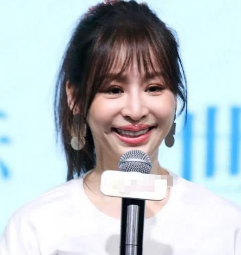 王心凌近照曝光又被疑整容，其实她另有苦衷：因细菌感染险毁容
