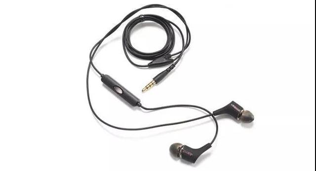 《what hifi》推荐杰士R6I II为2018年50到100英