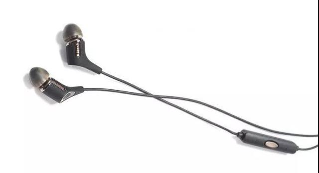 《what hifi》推荐杰士R6I II为2018年50到100英