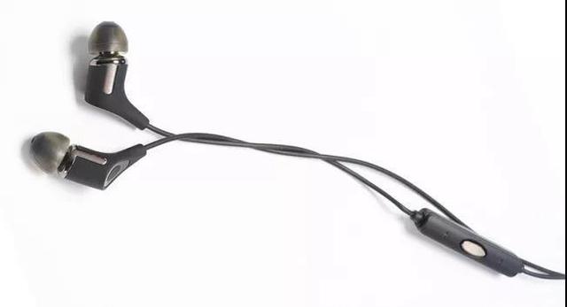 《what hifi》推荐杰士R6I II为2018年50到100英