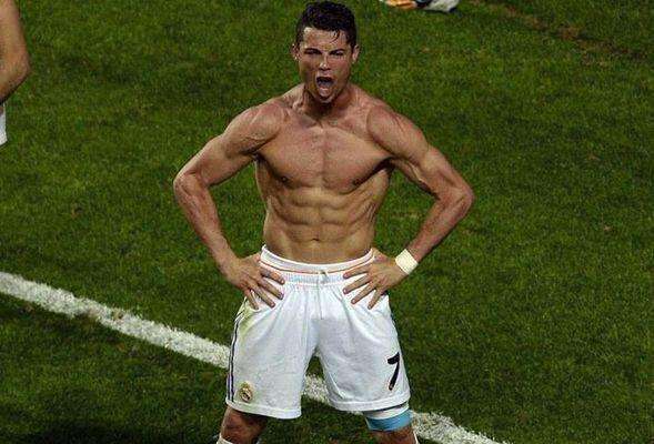 这种白斩鸡身材, 也许只有国足才有吧