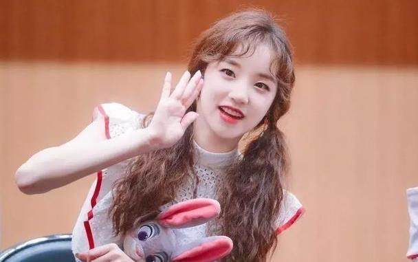 baby遇强敌“跑男”新女主宋雨琦技能比肩小彩旗