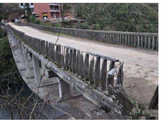 湖南的淘金大橋，沒有橋墩支撐的大橋，是什么樣子