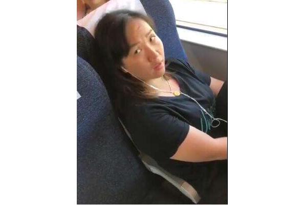 高铁霸座女现在怎么样了?在干什么?