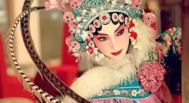 唱了这么多年的戏,您是否知道如何开嗓发声呢