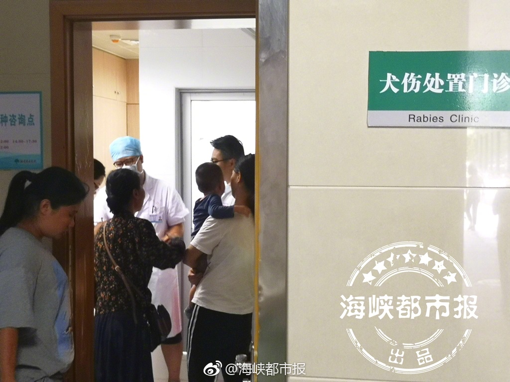 王健林:大连足球必重返亚洲一流 正建专业足球场