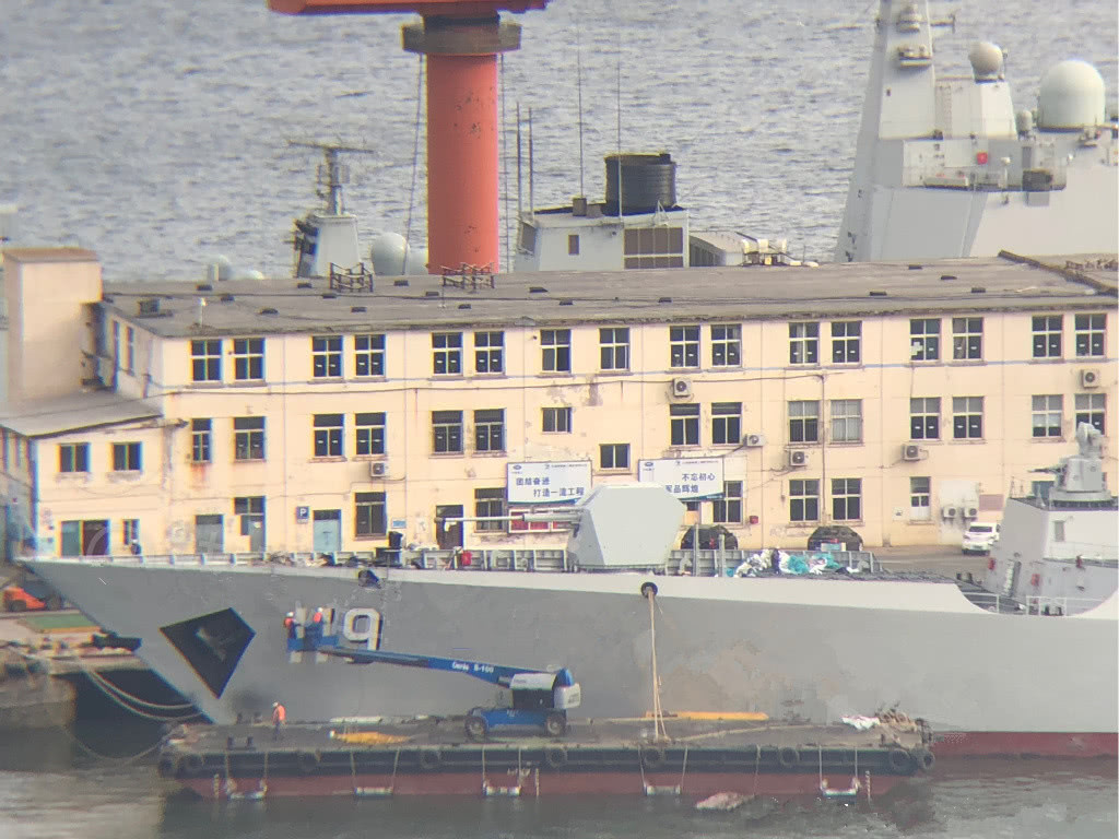 春节下饺子!刚服役一艘,又一艘052D刷上舷号,