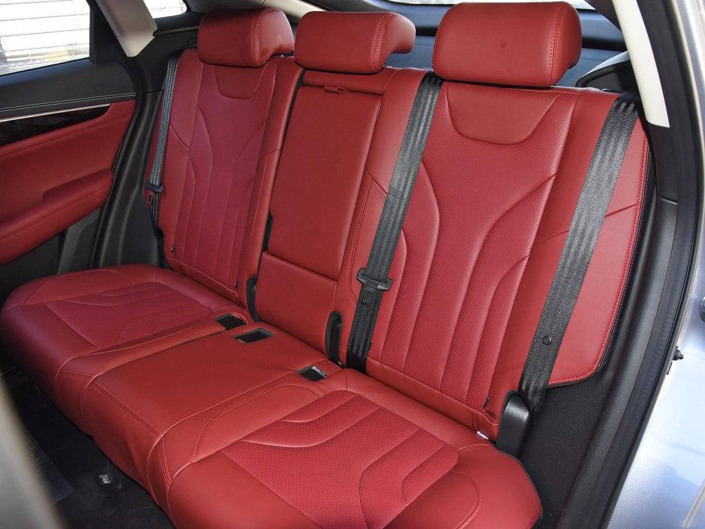 长安这款轿跑SUV很难火?唯有顶配最值得买