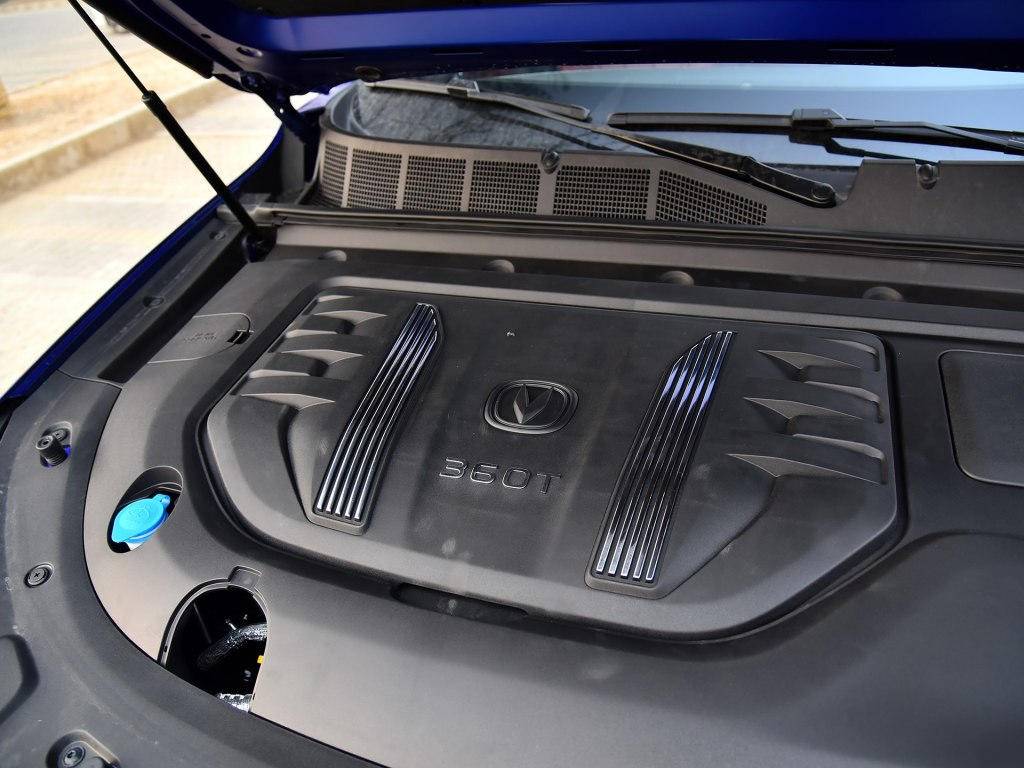 长安这款轿跑SUV很难火?唯有顶配最值得买