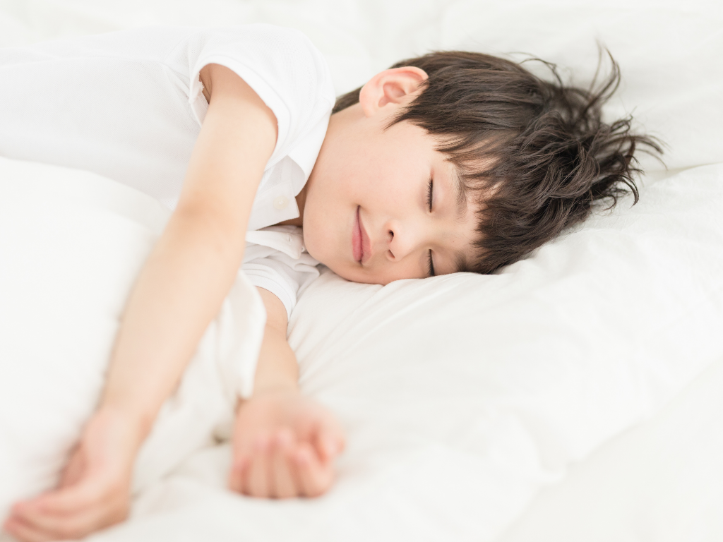 宝宝一直打嗝怎么办?爸爸妈妈别慌张