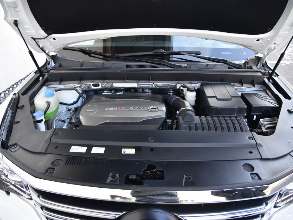 ���Ϲ�����ǿ��4��2.0T������������δ�ϰ񣬹����ŵ�һ