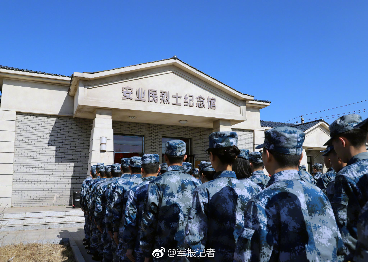 A500我最看好招商了，大厂，一定会大涨的，一起吃肉