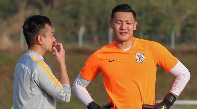 鲁能踩场备战贺岁杯费莱尼缺席,新外援可能已