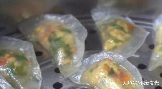 学会水晶饺子再也不用去饭店了,孩子直呼:好看又好吃