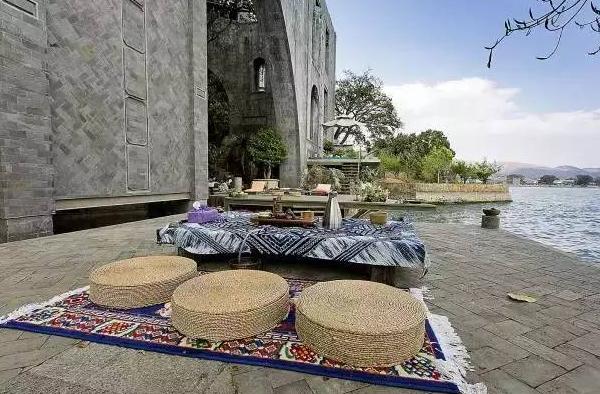 杨丽萍月亮宫被拆,鲁豫说我只是有点背!|月亮宫