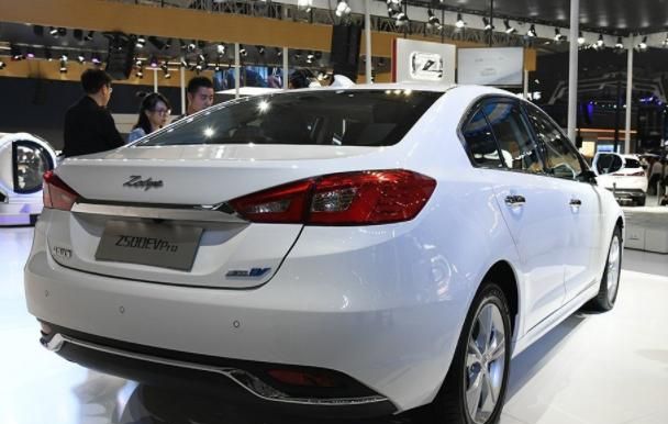 众泰Z500EV,全方位展现完美姿态,外观让人过目不忘