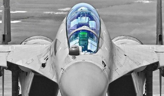 俄王牌战机苏35居然被歼10c狠虐,竟因此套设备