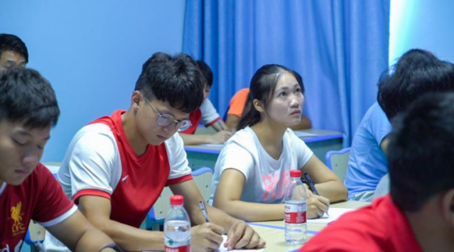 支教青春 足球梦想 2018友邦中国青少年足球发