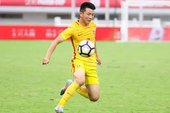 中国足坛新武磊即将亮相中超?天赋出众16岁就