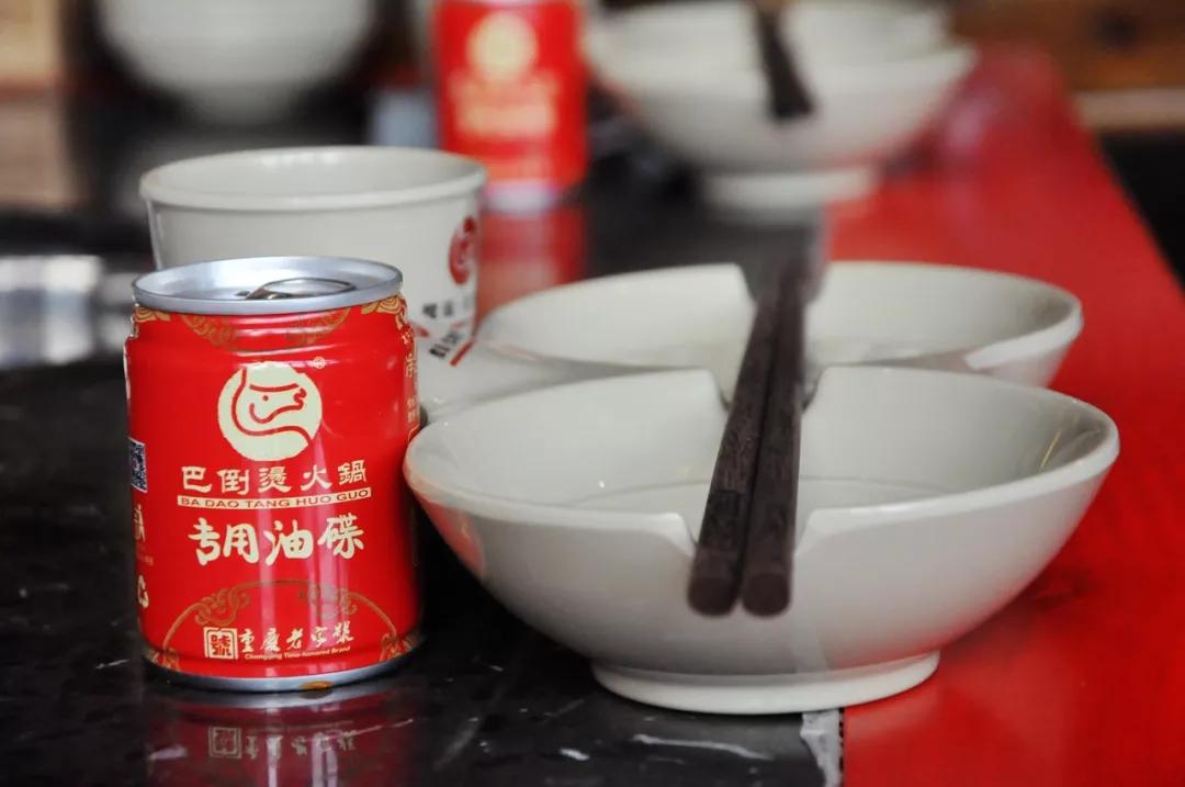 在西安品尝正宗的重庆老火锅陆派·巴倒烫火锅 超值福利限时发放