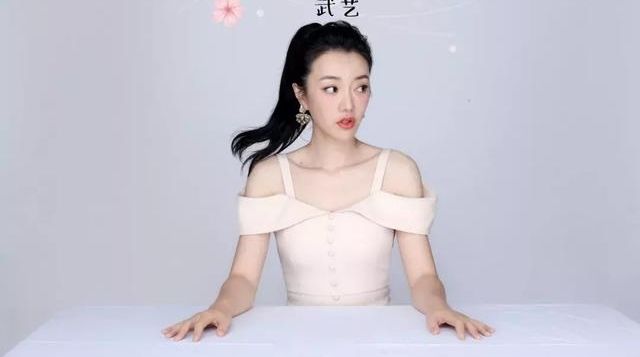 《我家那小子》女主持人做美食非常讨喜,却被