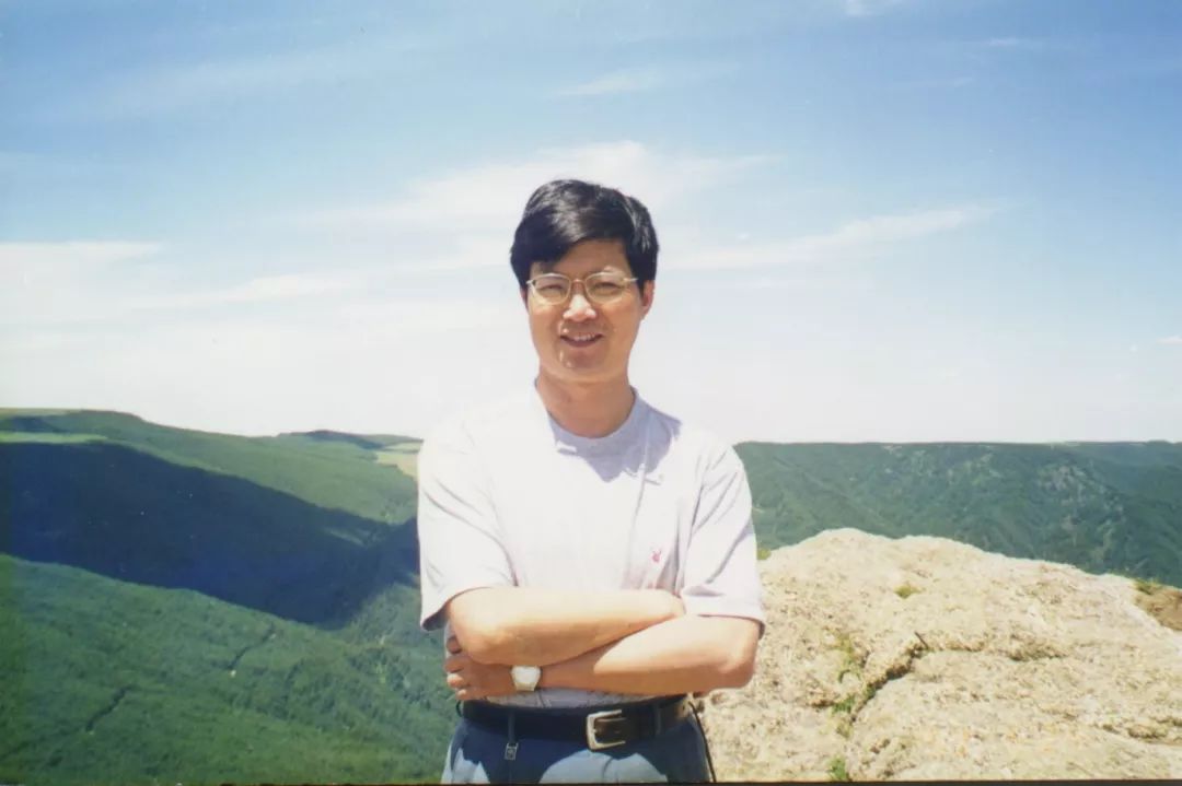 作家贾平凹乙肝自愈的秘诀：每天对话身体三分钟