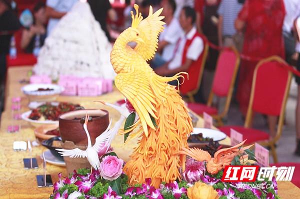 桂阳县:“大厨村”里风光好 产业兴!