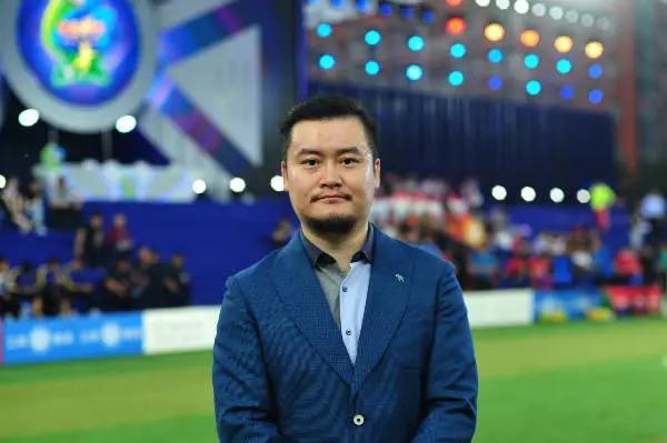 央视解说员:中国足球未来10年成绩会更差,留洋