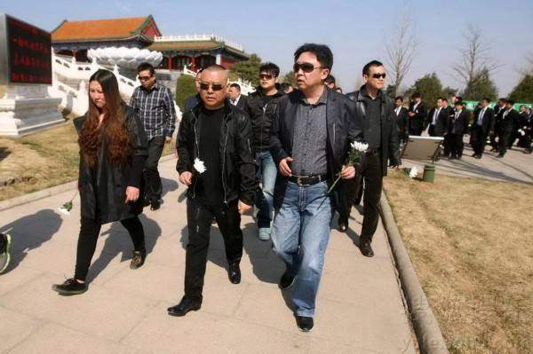 郭德纲单口相声排行_郭德纲单口相声中的“坑”,何时才能为听众们填上