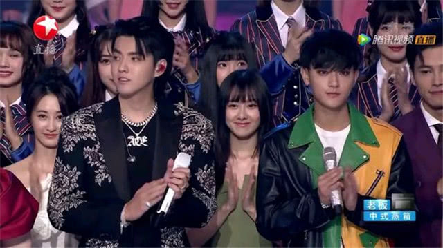 世纪大和解!吴亦凡黄子韬罕见同框,冰释前嫌拥