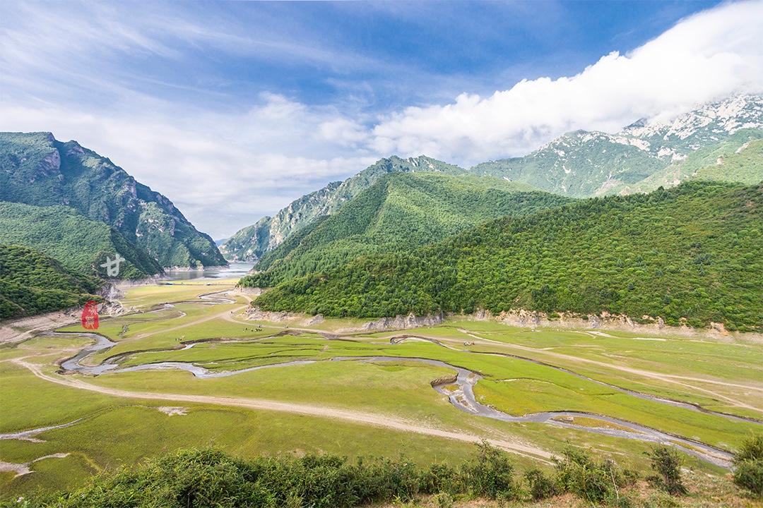 《西游记》的外景拍摄地,高原上魔幻绝美的圣湖