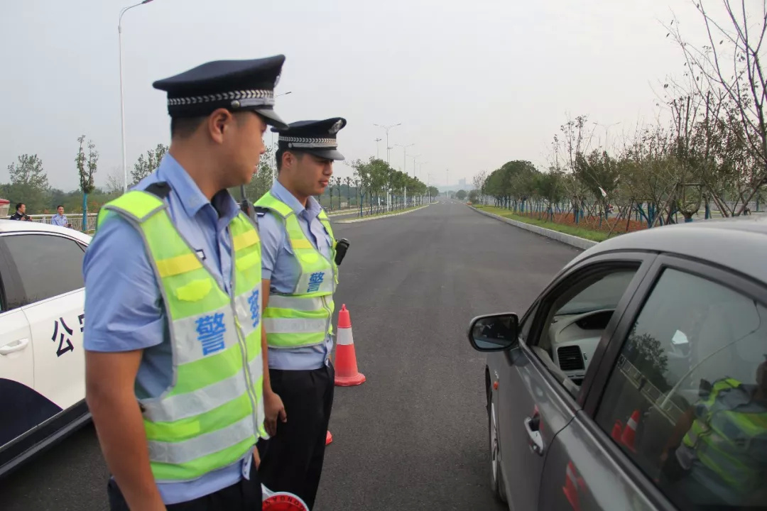 【实战演练】常德特警上演真实版"警匪大片"