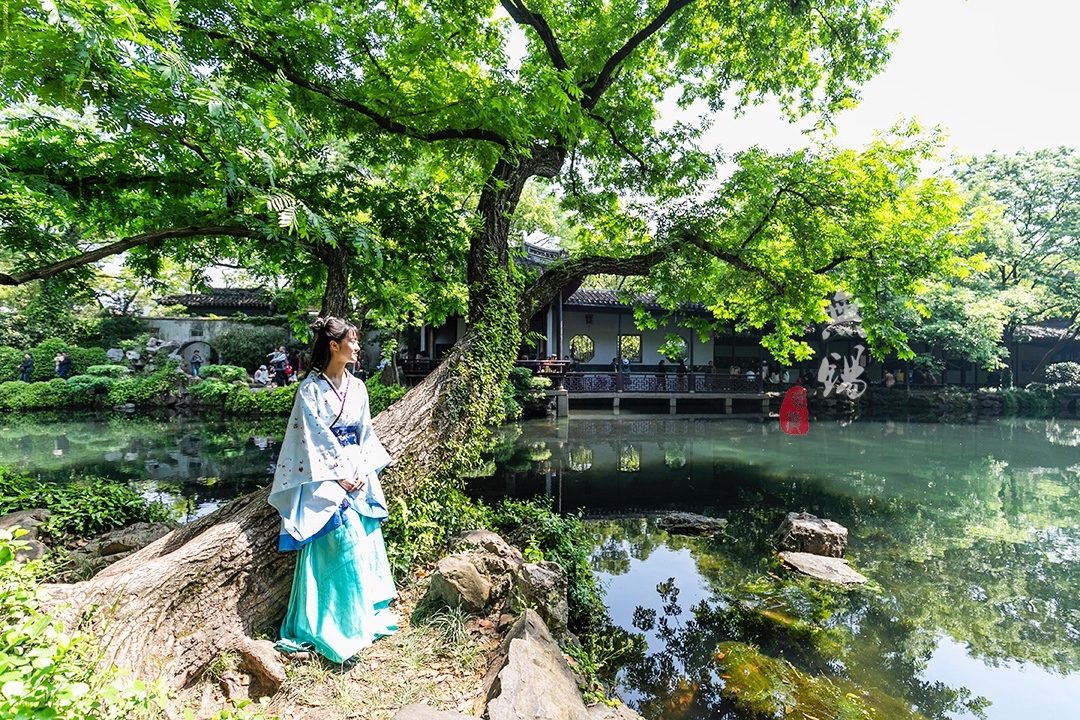 你们争天下第一争个头破血流,我独守第二照样名满天下,还是乾隆御封的!