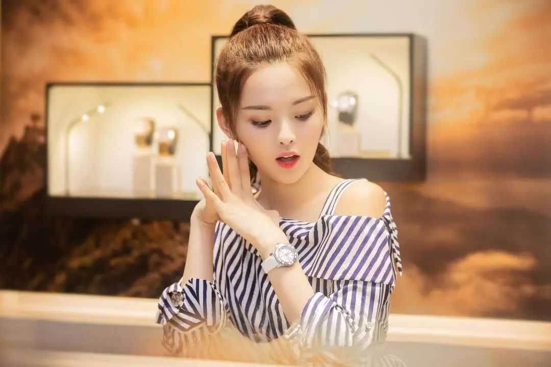 2018年爆红5位明星:吴谨言、白宇、金瀚靠演技，而他俩靠啥?