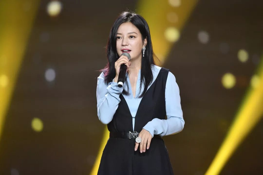 媒体称邓超孙俪补税2.5亿,赵薇赵丽颖等也要补缴?100%假消息!