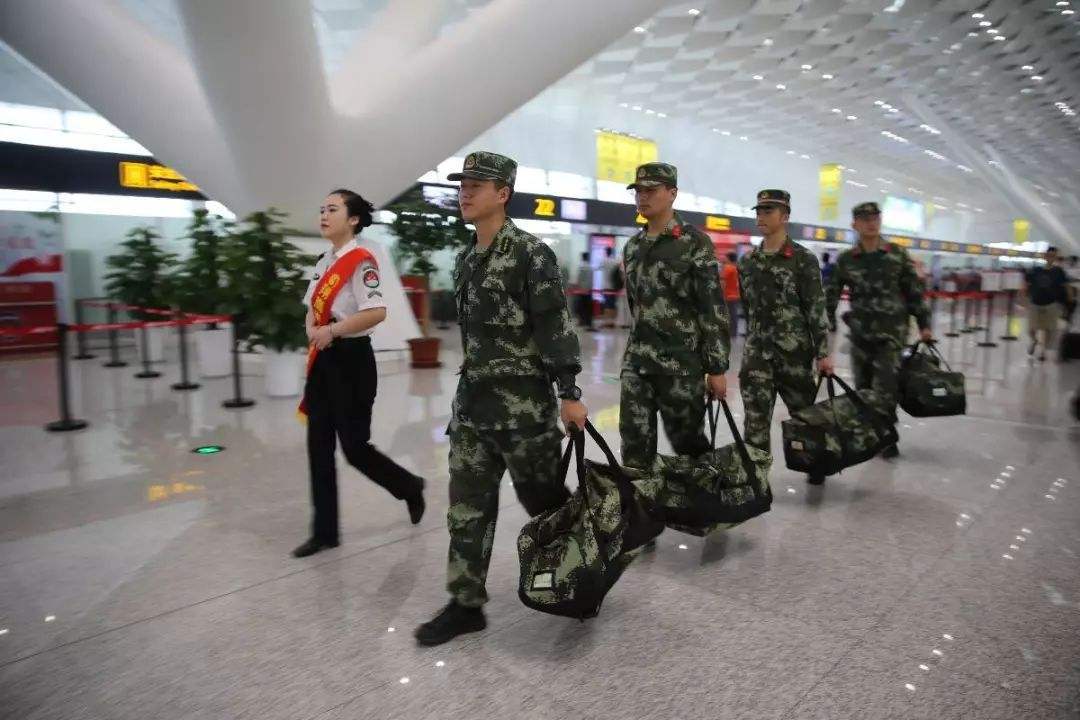 秦皇岛gdp当兵八一补贴_秦皇岛 应征入伍青年感受部队火热生活(2)