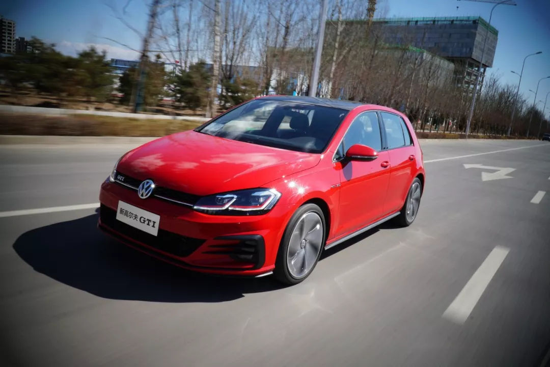 试车|信仰向理性的转变,试驾新高尔夫GTI