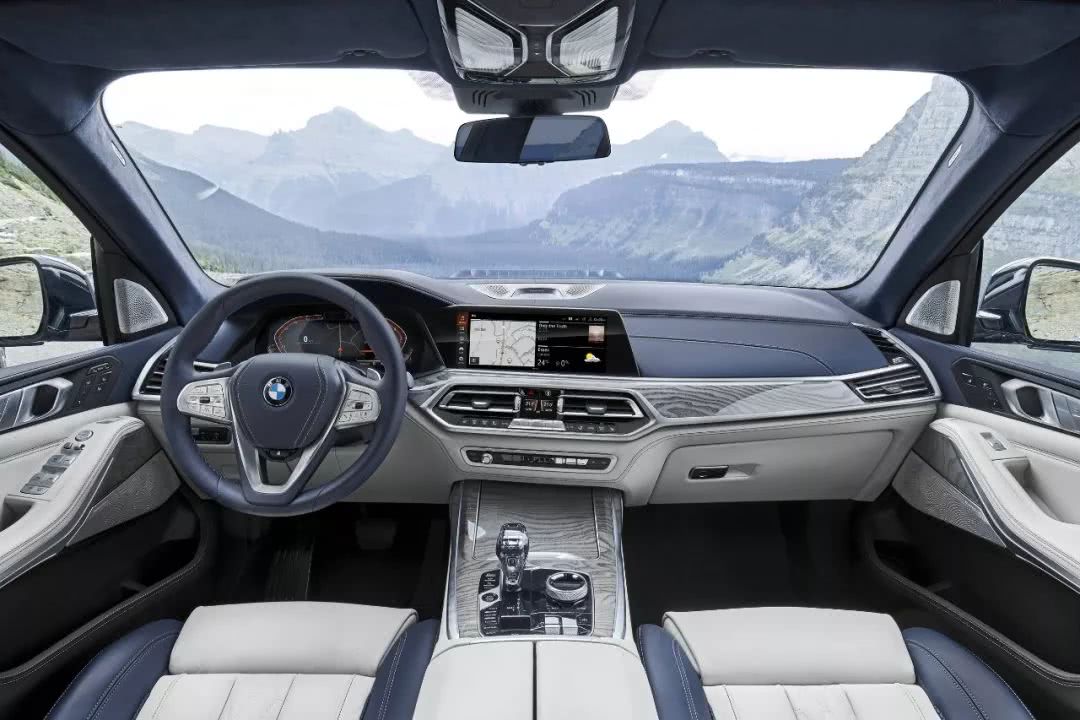 创新BMW X7会成为撬动下一轮消费升级的“金钥匙”吗?