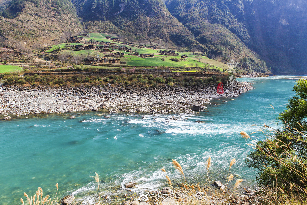 在水一方的不止有伊人，還有這個(gè)茶馬古道上的“怒江小瑞士”