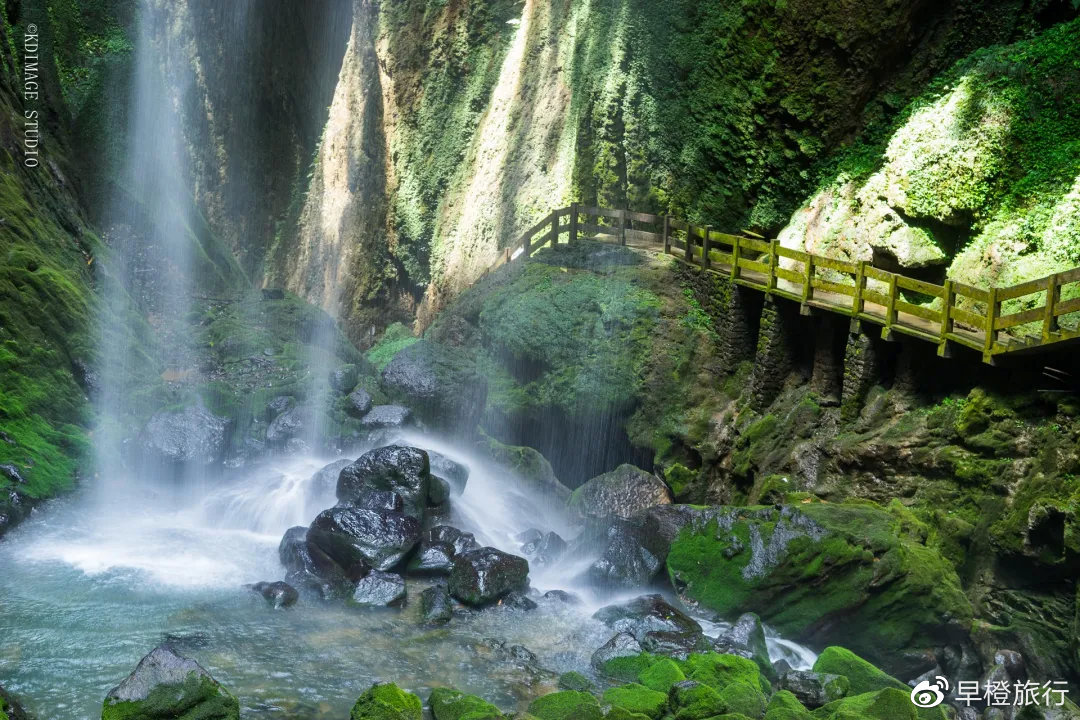 重慶武隆5公里長的地縫，被稱為世界最美裂痕