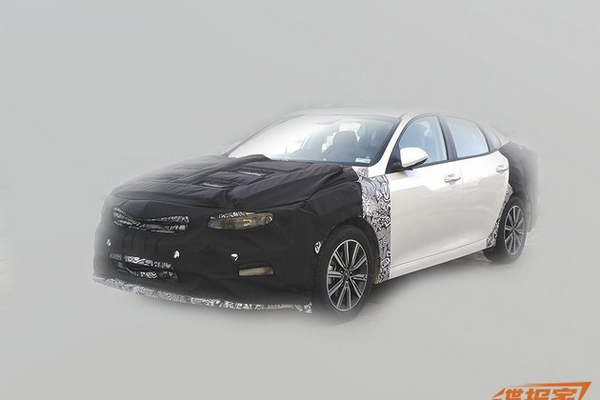 曝起亚新款K5谍照 造型与海外版保持一致