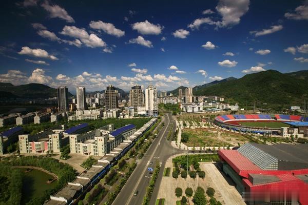 重庆万州总人口_重庆主城9区人口已超千万渝北人口突破了200万!(2)