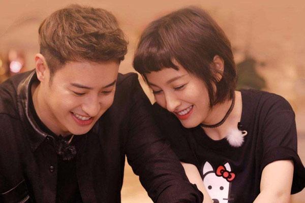 网曝潘玮柏即将结婚,潘爸讲课中无意说漏嘴,潘